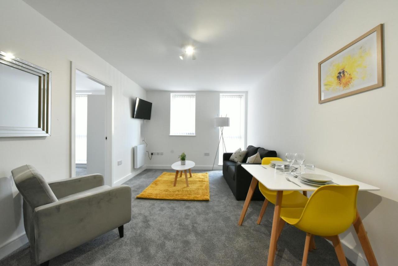 Aparthotel The Breath Taking Cube Pontefract Exteriér fotografie
